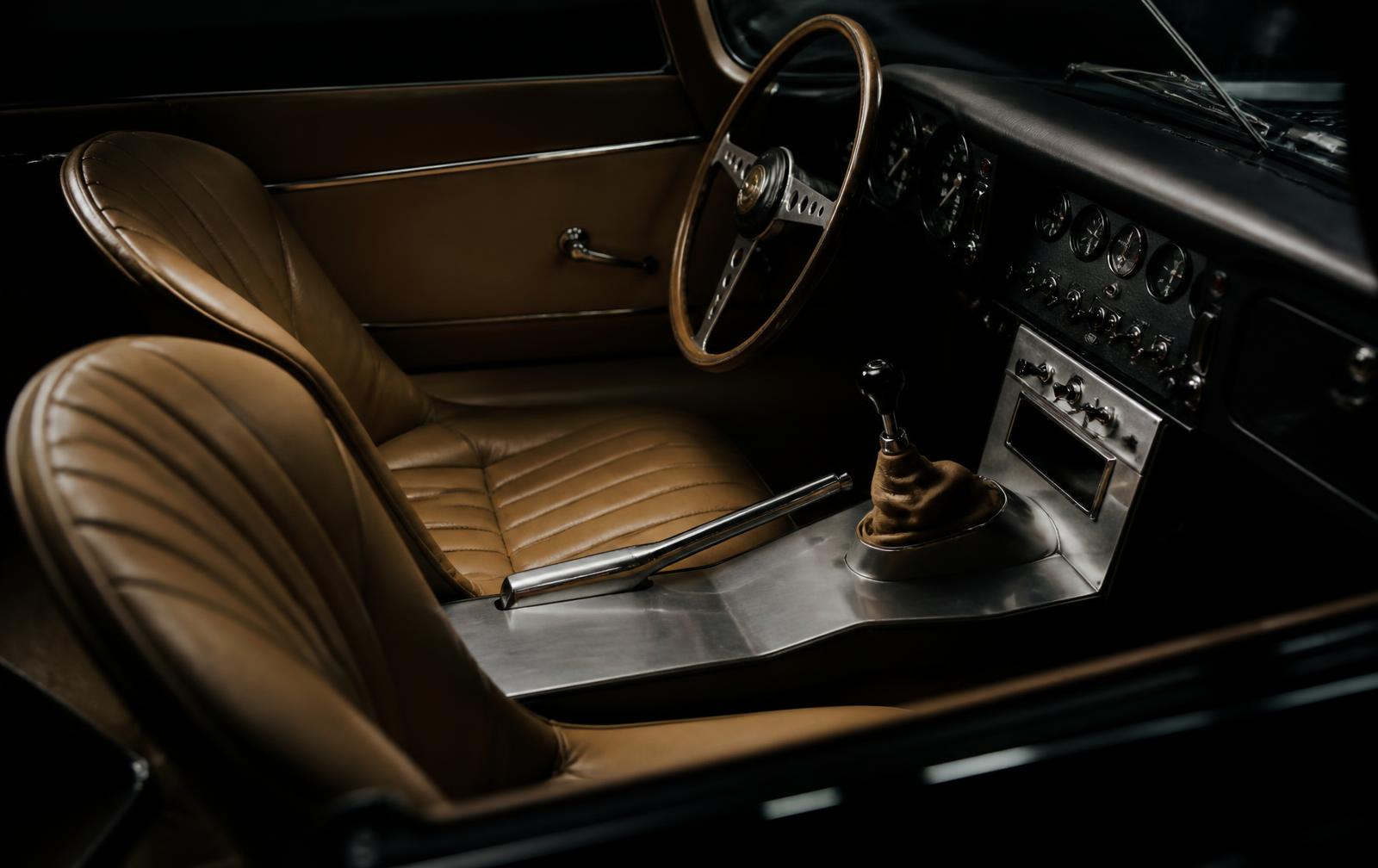 1963 Jaguar E-Type — view 3