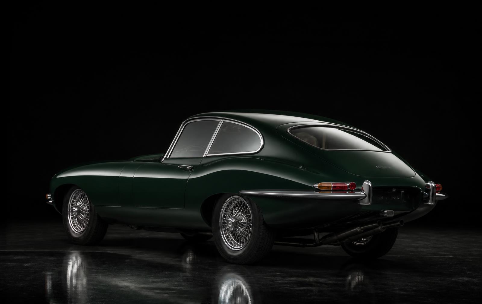 1963 Jaguar E-Type — view 2